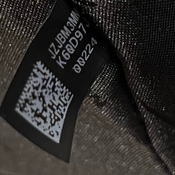 REVERSIBLE RARE MICHAEL KORS XL MENS HARRISON “KorsCity” DUFFLE BAG W/ MONOGRAM - Picture 8 of 9